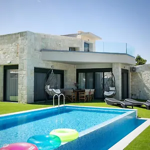 The Euphoria Club Luxury Vilă Pefkochori