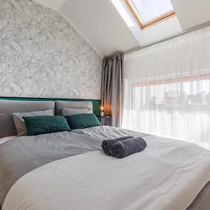 D26 Luxury Apartment